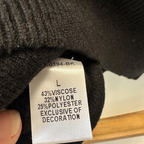 NWT THML Black Sweater 3/4 Sequined Sleeves Women's Size Large L - Picture 5 of 10